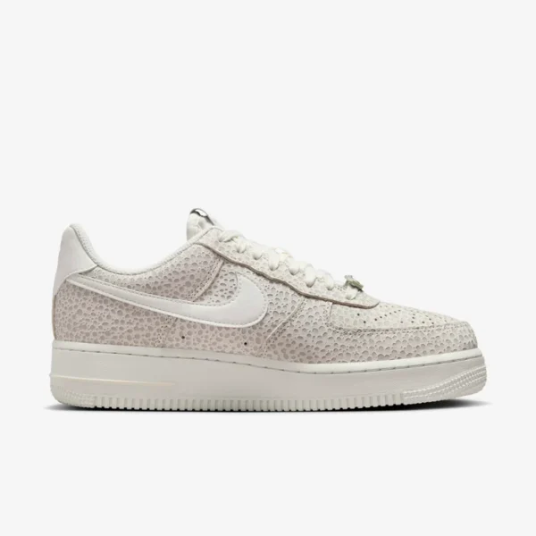 Nike Air Force 1 Low ’07 PRM