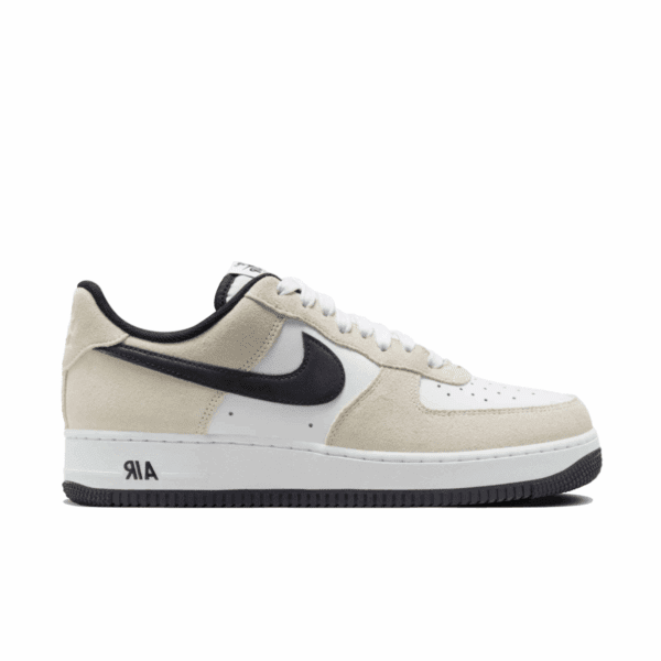 Nike Air Force 1 '07 LV8
