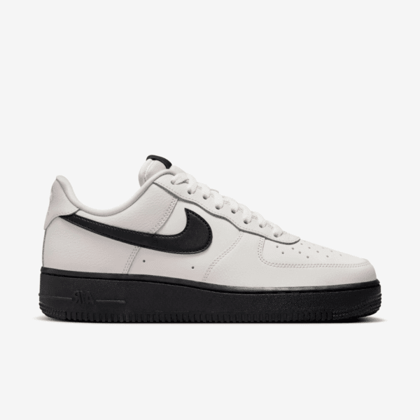 Nike Air Force 1 '07