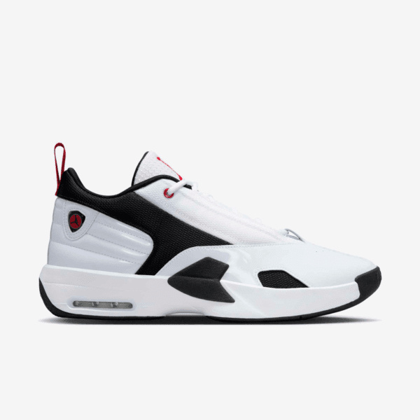 Jordan Max Aura 6