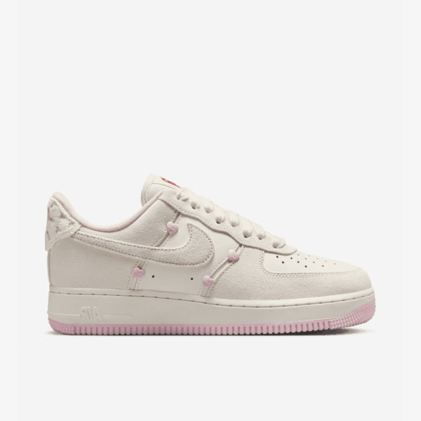 Nike Air Force 1 ’07 LX