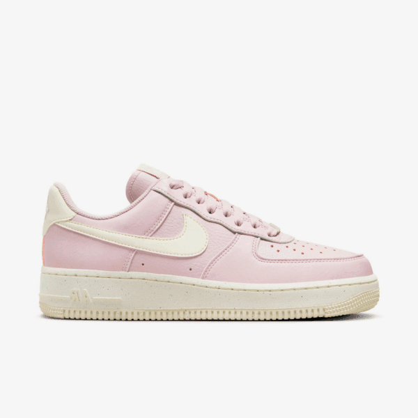 Nike Air Force 1 '07