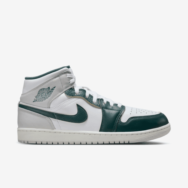 Air Jordan 1 Mid SE